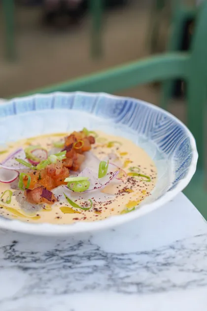 Un plat de ceviche